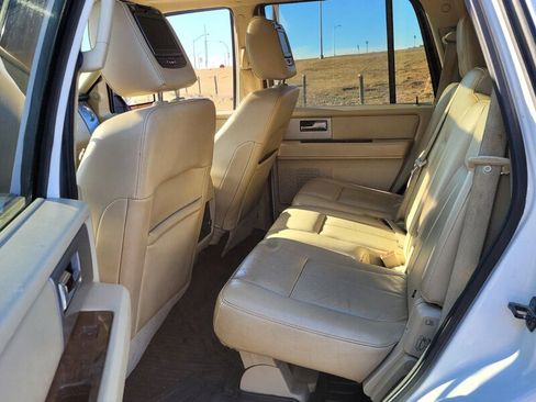 Used 2016 Ford Expedition Limited w/ Equipment Group 301A image 6