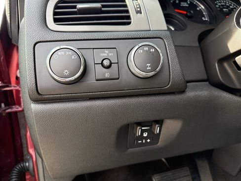 Used 2013 Chevrolet Silverado 2500 LTZ w/ LTZ Plus Package image 16