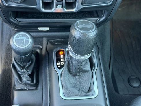 Used 2021 Jeep Wrangler Unlimited Sport image 30