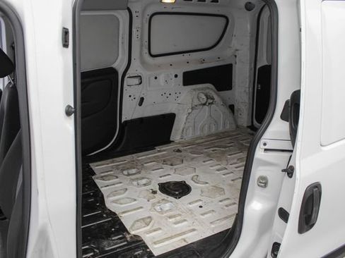 Used 2021 RAM ProMaster City Tradesman FWD image 16