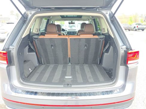 Used 2022 Volkswagen Atlas SE AWD/4WD image 6