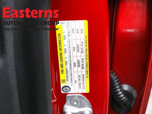 Used 2021 Tesla Model Y 2WD image 32