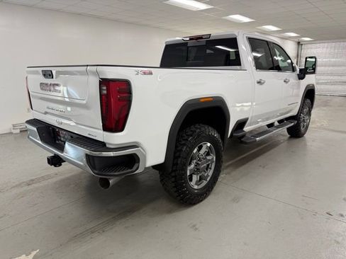 New 2025 GMC Sierra 2500 SLT w/ SLT Premium Package image 3