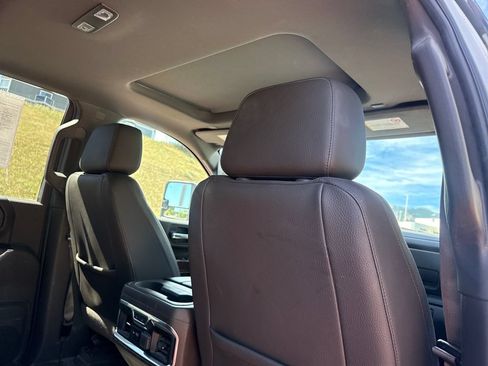 Used 2020 GMC Sierra 2500 Denali w/ Denali Ultimate Package AWD/4WD image 26