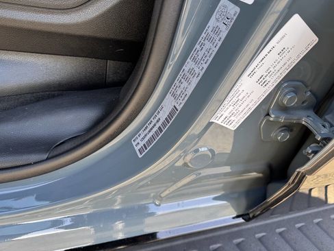 Used 2021 RAM 1500 TRX w/ TRX Lanuch Edition image 17