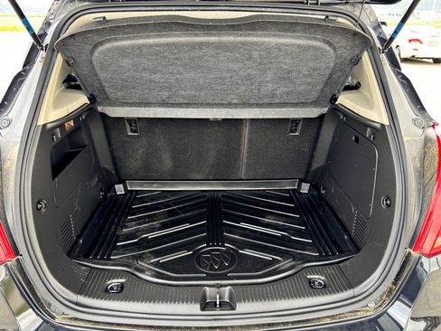 Used 2020 Buick Encore Preferred w/ Safety Package image 19