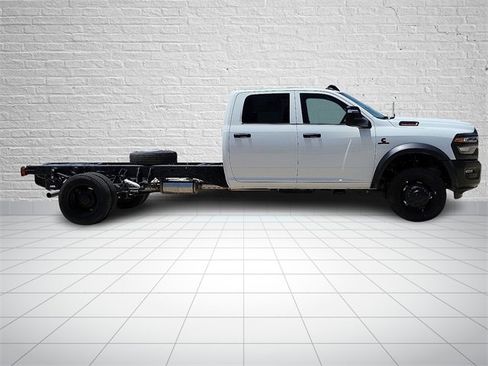 New 2025 RAM 4500 Tradesman image 5