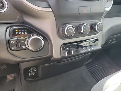 Used 2021 RAM 1500 Big Horn image 23