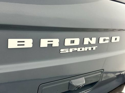 Used 2025 Ford Bronco Sport Outer Banks w/ Outer Banks Tech Package+ AWD/4WD image 28