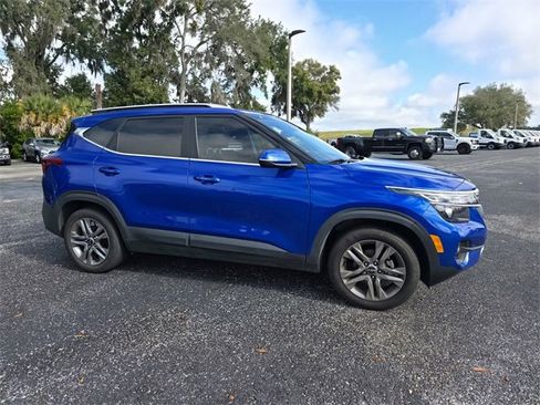 Used 2023 Kia Seltos S image 2