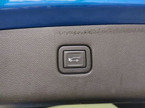 Used 2021 Chevrolet Blazer RS w/ Enhanced Convenience Package image 15