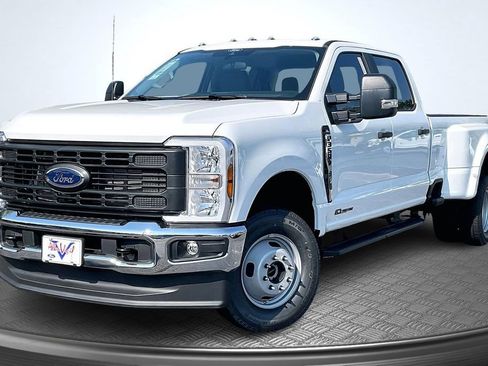 New 2026 Ford F350 XL AWD/4WD image 2