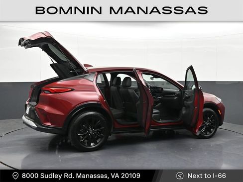 Used 2024 Buick Envista Sport Touring w/ Convenience I Package FWD image 38