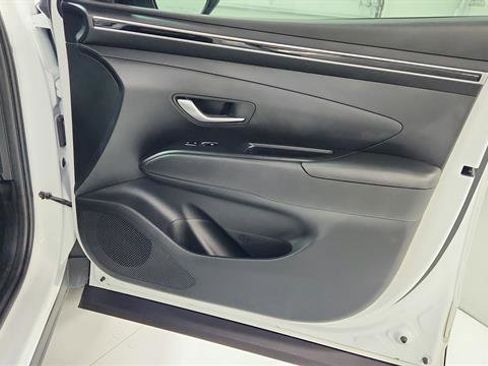 Used 2022 Hyundai Santa Cruz SEL Premium image 26