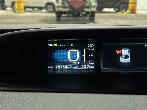 Certified 2022 Toyota Prius AWD image 19