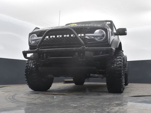 Used 2024 Ford Bronco Wildtrak image 42