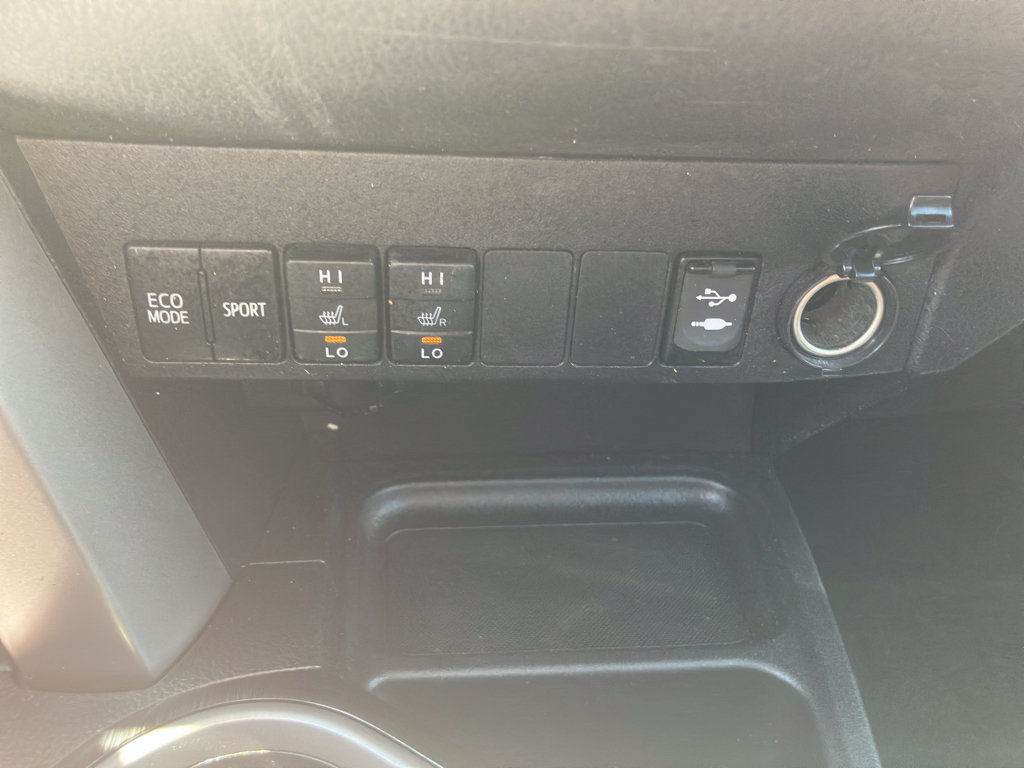 Used 2017 Toyota RAV4 Limited w/ Protection Package AWD/4WD image 20