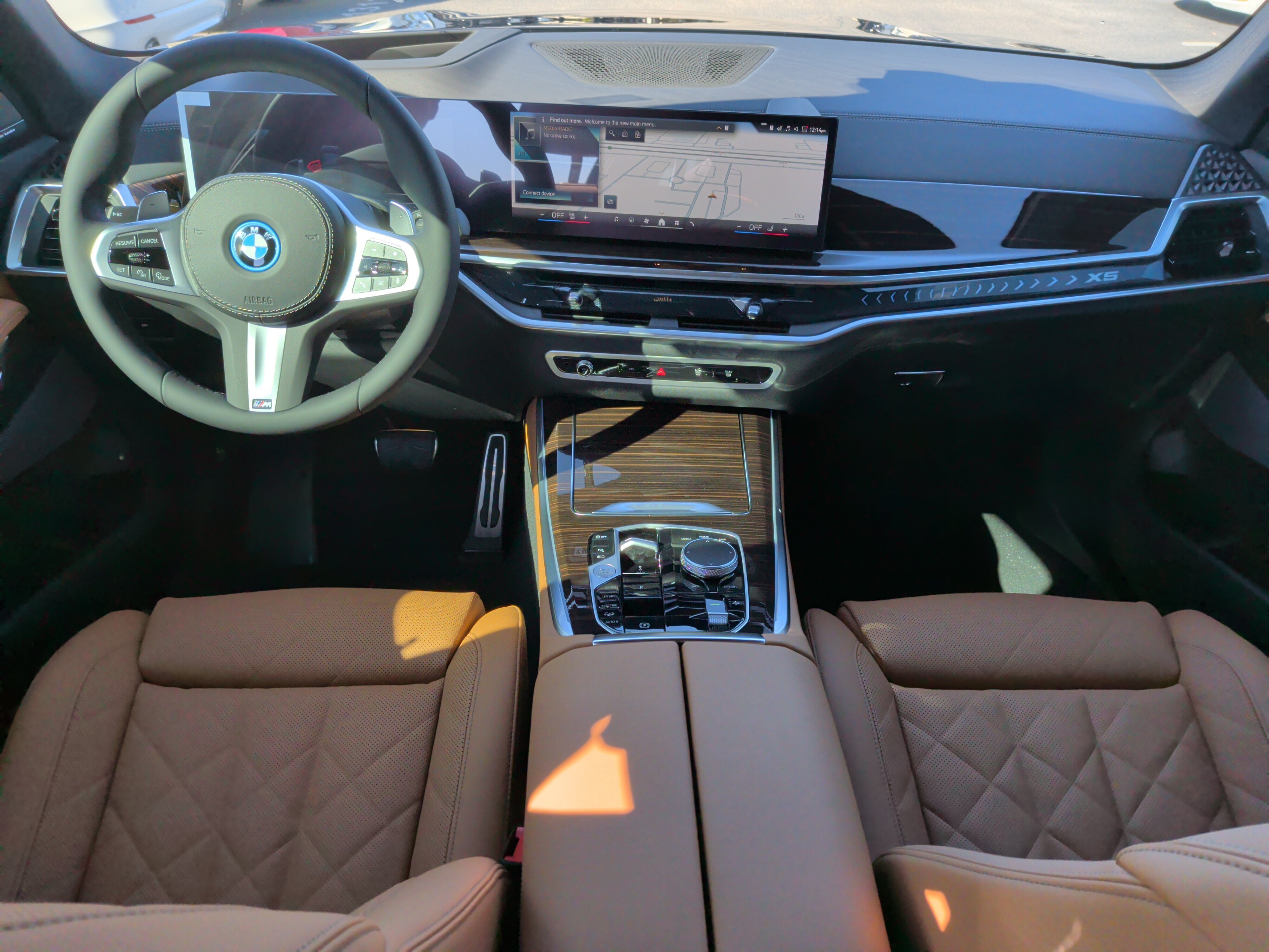 Used 2026 BMW X5 xDrive50e w/ M Sport Package AWD/4WD image 29