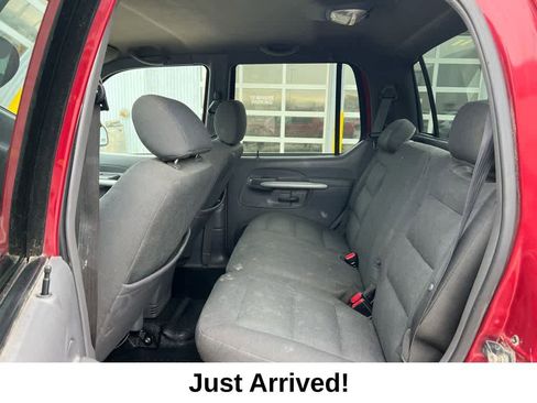 Used 2001 Ford Explorer Sport Trac 4x4 image 16