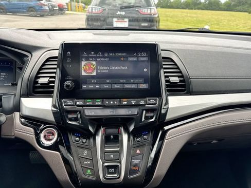 Used 2019 Honda Odyssey Elite image 13