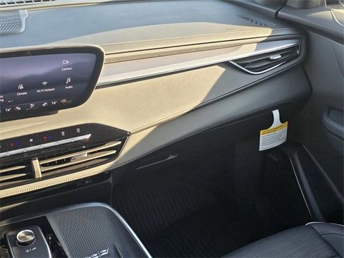 New 2026 Buick Enclave Sport Touring w/ Power Package image 16