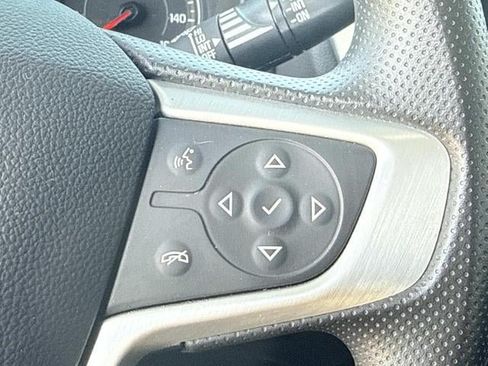 Used 2024 GMC Terrain SLE FWD image 26