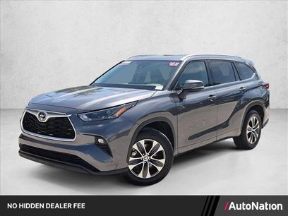 Used 2022 Toyota Highlander XLE