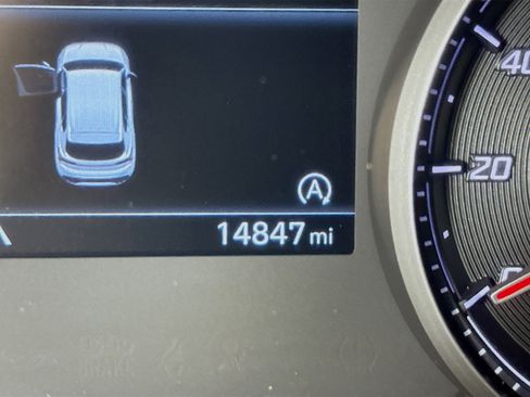 Used 2023 Hyundai Santa Fe SEL image 16