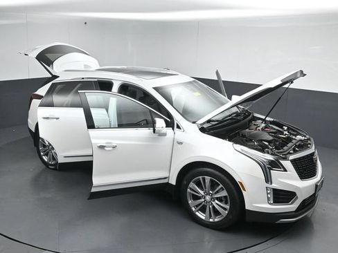 Used 2024 Cadillac XT5 Premium Luxury w/ LPO, Floor Liner Package AWD/4WD image 52