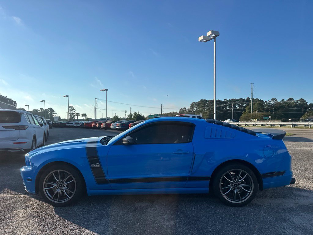 Used 2014 Ford Mustang GT Premium w/ GT Track Package RWD image 6