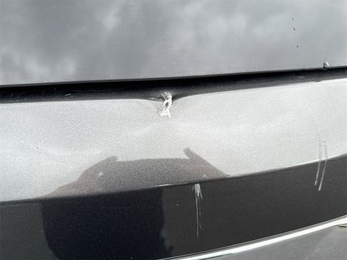 Used 2016 Ford Explorer XLT w/ Equipment Group 202A image 31