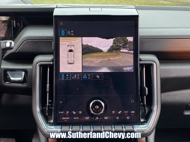 Used 2025 GMC Yukon Denali AWD/4WD image 36