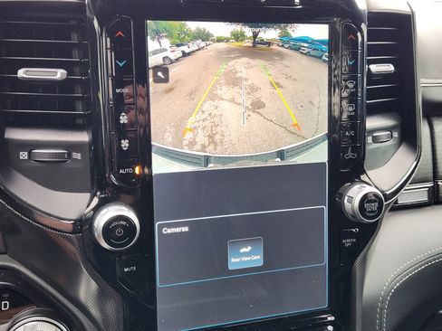 Used 2022 RAM 1500 Limited w/ Bed Utility Group AWD/4WD image 7