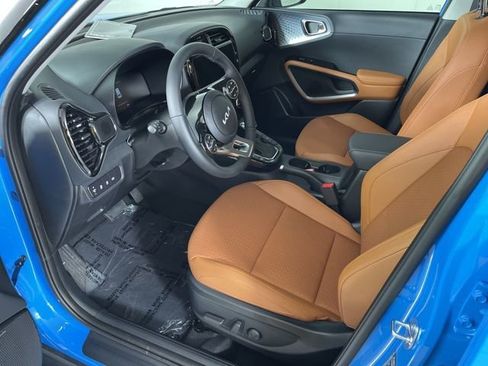 New 2025 Kia Soul EX image 18