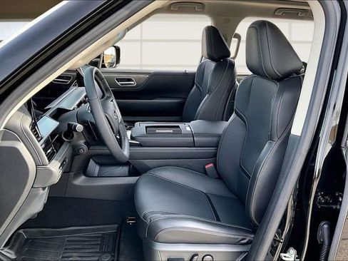 Certified 2025 INFINITI QX80 Pure image 25