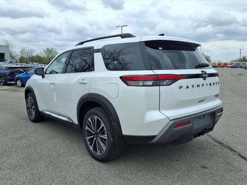 New 2026 Nissan Pathfinder Platinum AWD/4WD image 6