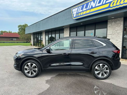 Used 2025 Ford Escape Platinum AWD/4WD image 4