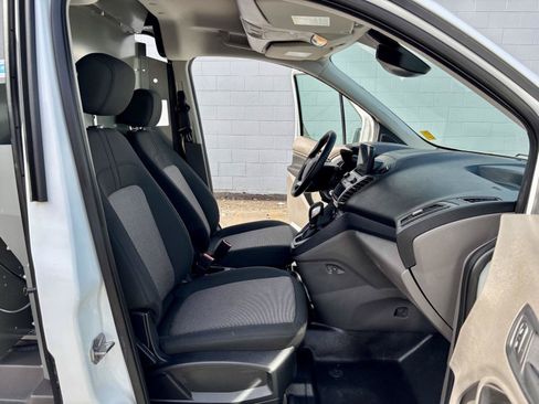 Used 2020 Ford Transit Connect XL FWD image 7