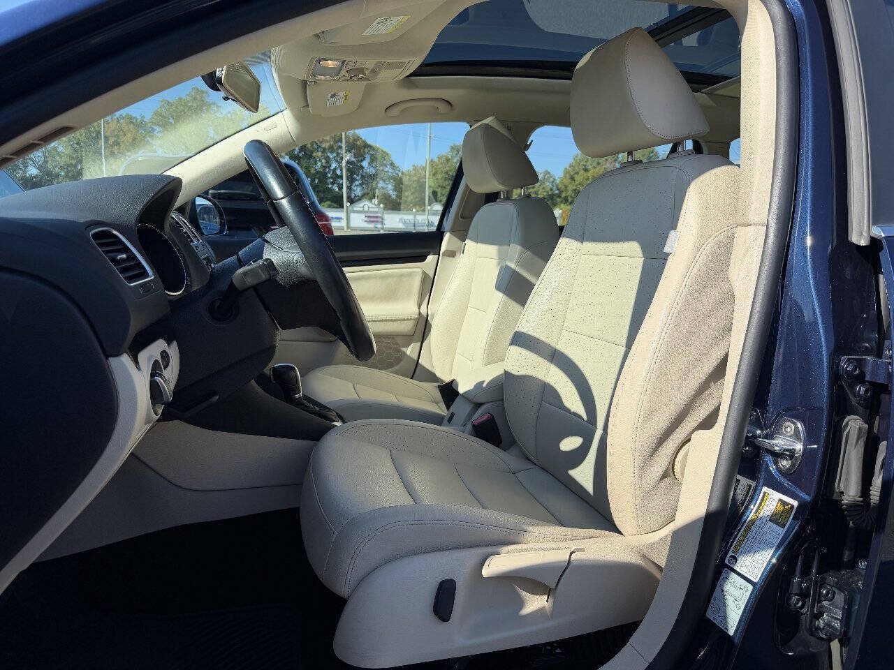 Used 2014 Volkswagen Jetta TDI FWD image 8