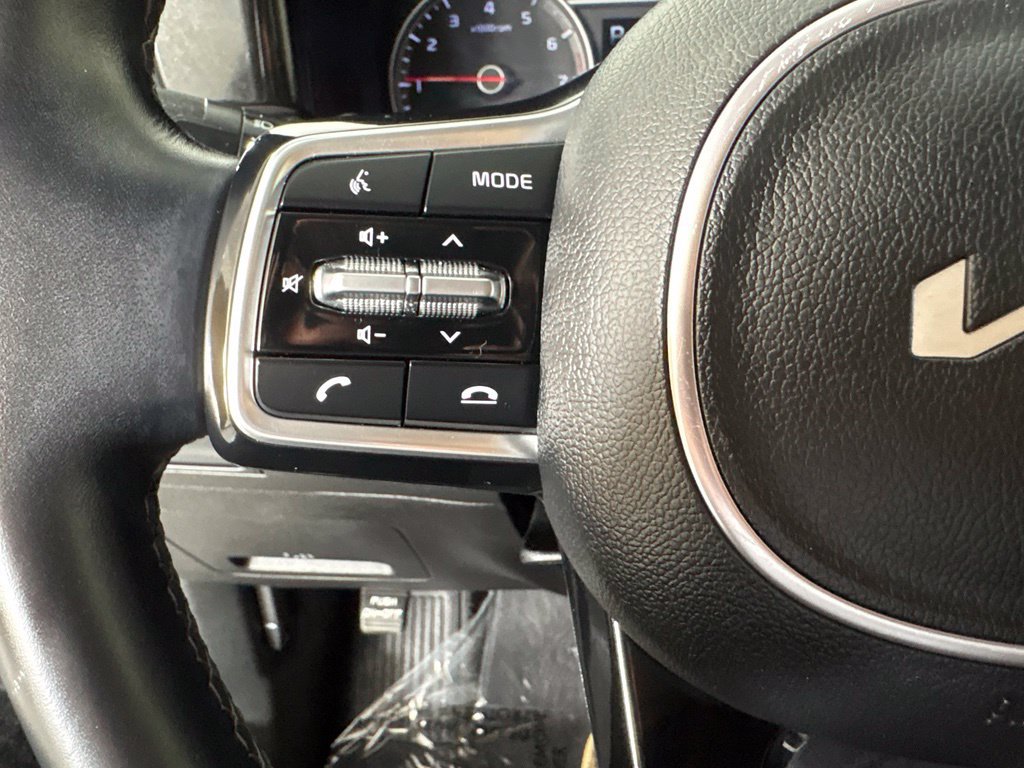 Used 2023 Kia Sorento S w/ Panoramic Sunroof Package FWD image 25
