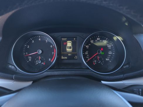 Used 2019 Volkswagen Passat 2.0T Wolfsburg image 10