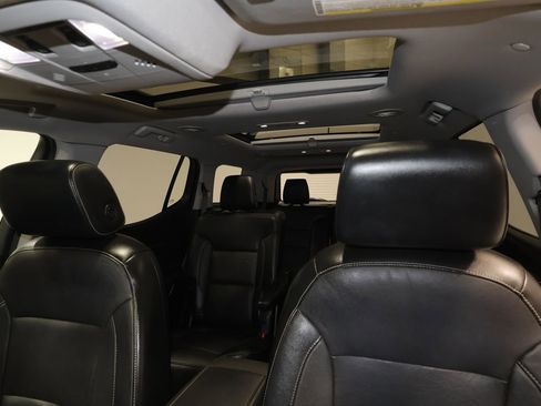 Used 2018 GMC Acadia SLT image 11