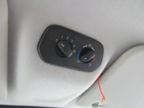 Used 2019 Ford Transit 350 XLT RWD image 24