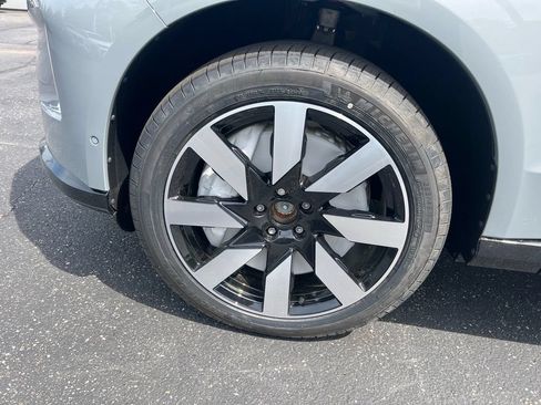 New 2026 Volvo EX90 Plus AWD/4WD image 9