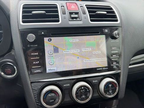 Used 2018 Subaru Forester 2.5i Touring AWD/4WD image 11