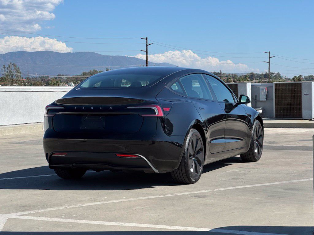 Used 2025 Tesla Model 3 RWD image 30
