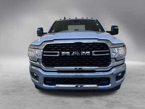 Used 2024 RAM 3500 Big Horn AWD/4WD image 12