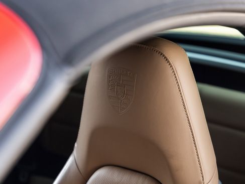 Certified 2019 Porsche 911 Targa 4S image 31