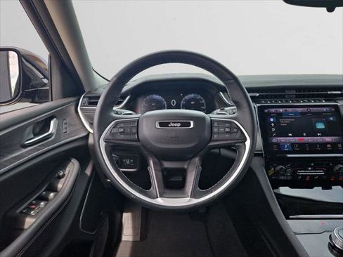 Certified 2021 Jeep Grand Cherokee L Limited image 12