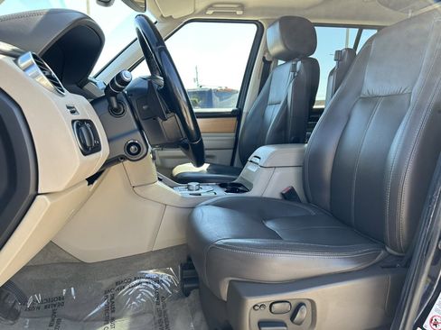 Used 2014 Land Rover LR4 HSE LUX image 10